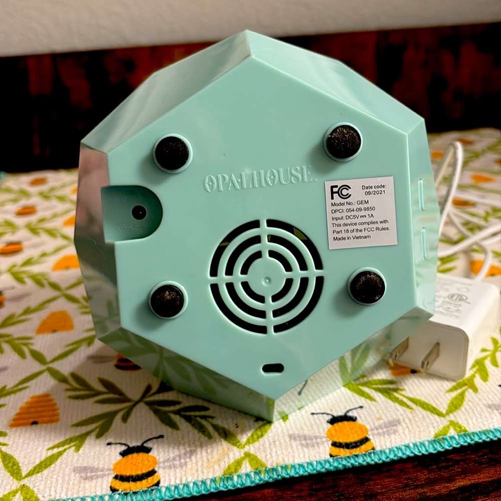 Opalhouse geometric essential oil diffuser